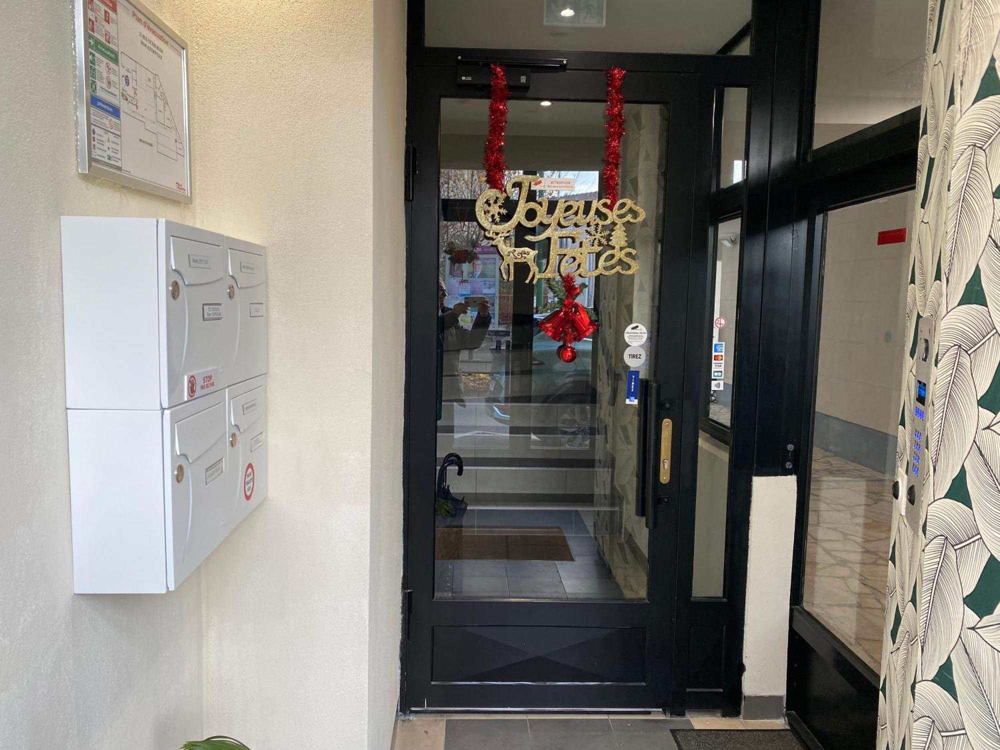 Paris City Flat 80 M Carree Appt 104 F4 Grd Paris อัลฟอร์วิลล์ ภายนอก รูปภาพ